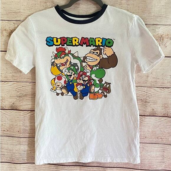 Old Navy Nintendo Super Mario Boys XL Short Sleeve Casual Colorful Graphic Tee - Picture 1 of 5